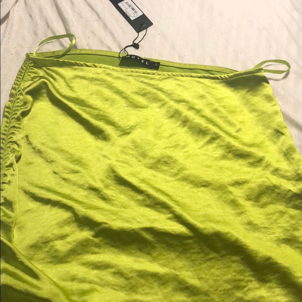 ROMALIA MINI SKIRT IN SATIN LIME GREEN
